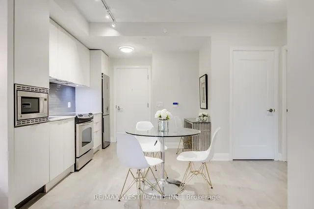 Additional image 5 of 110 Marine Parade Dr Unit 607