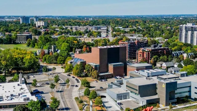 Additional image 27 of 94 Scott St