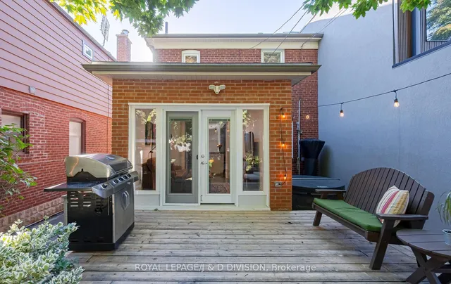 Additional image 44 of 151 Forman Ave