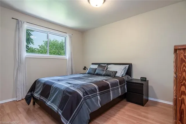 Additional image 30 of 173 Silver Aspen Cres