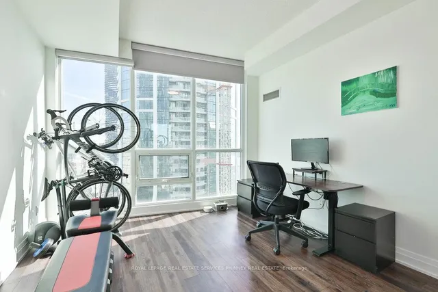 Additional image 30 of 16 Yonge St Unit 3109