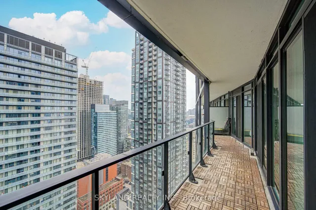 Additional image 27 of 125 Peter St Unit 3211