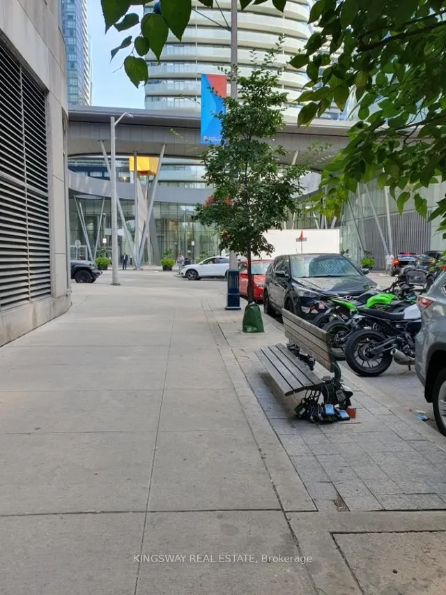 Additional image 16 of 14 York St Unit 1802