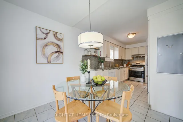 Additional image 15 of 19 Purdy Cres