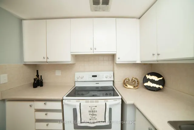 Additional image 13 of 10 Markbrook Lane Unit 404