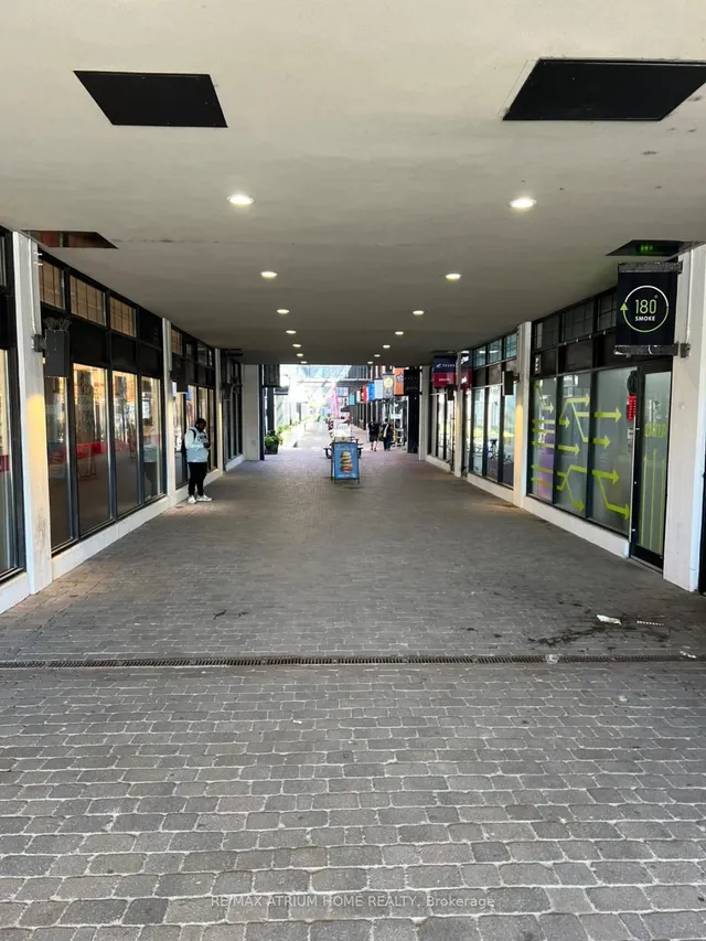 Additional image 32 of 5 Hanna Ave Unit 547