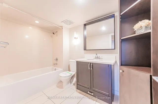 Additional image 36 of 115 Harrison Garden Blvd Unit Th43