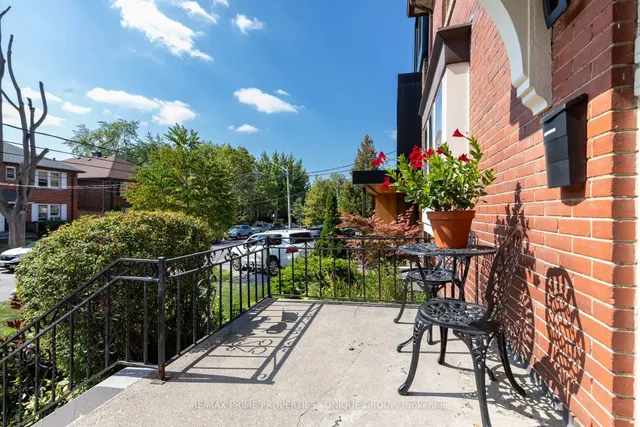 Additional image 48 of 66 Burnaby Blvd