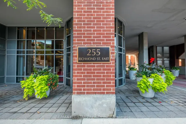 Additional image 4 of 255 Richmond St Unit 409