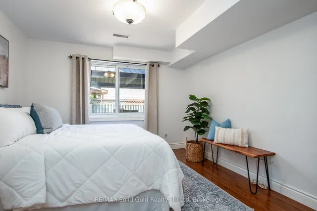 Additional image 23 of 271 Newbury Dr