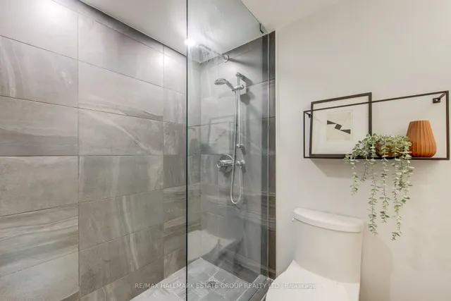 Additional image 21 of 270 Queens Quay Unit 1102