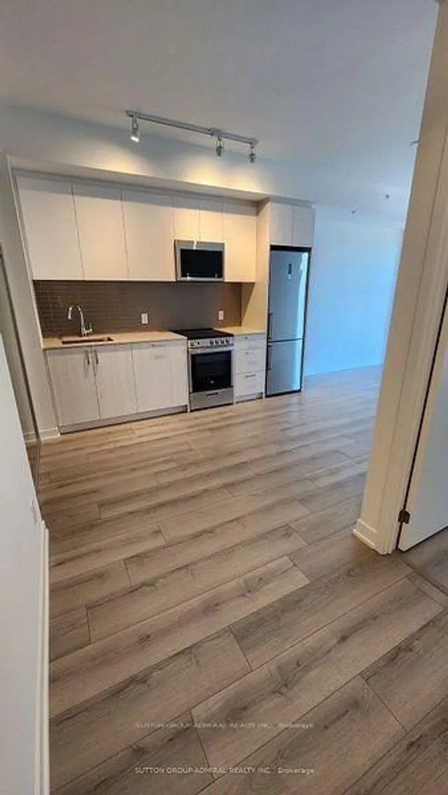 Additional image 12 of 1787 St Clair Ave Unit 706