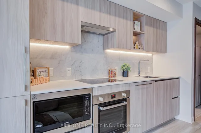 Additional image 18 of 19 Bathurst St Unit 1102