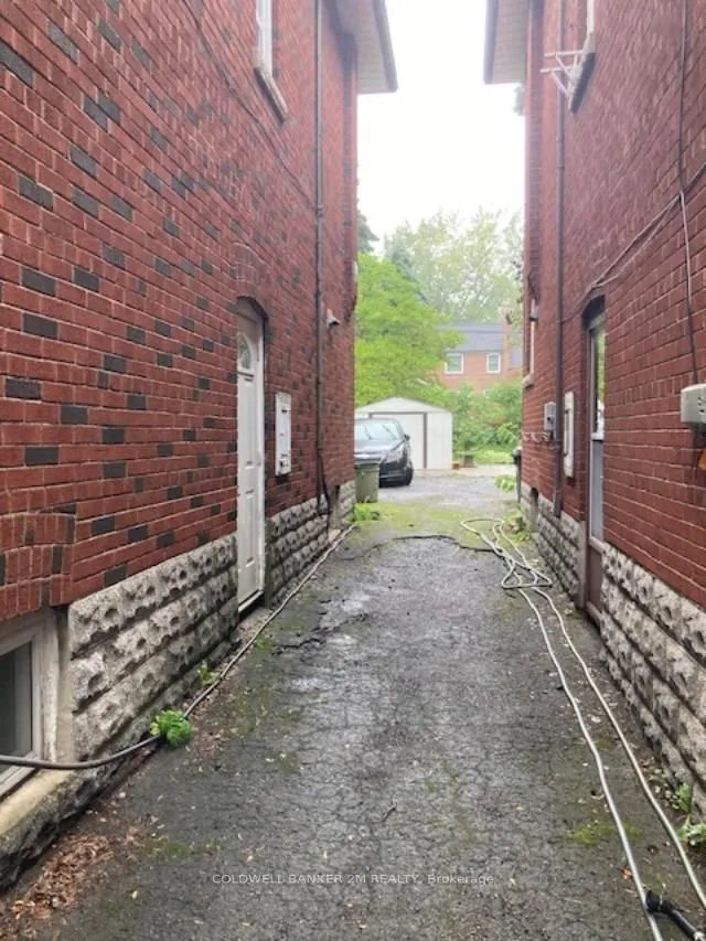 Additional image 5 of 296 Briar Hill Ave