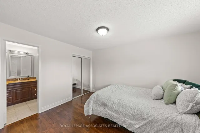 Additional image 26 of 47 Whiteway Crt