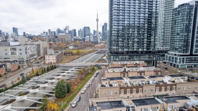 Additional image 39 of 34 Western Battery Rd Unit 413