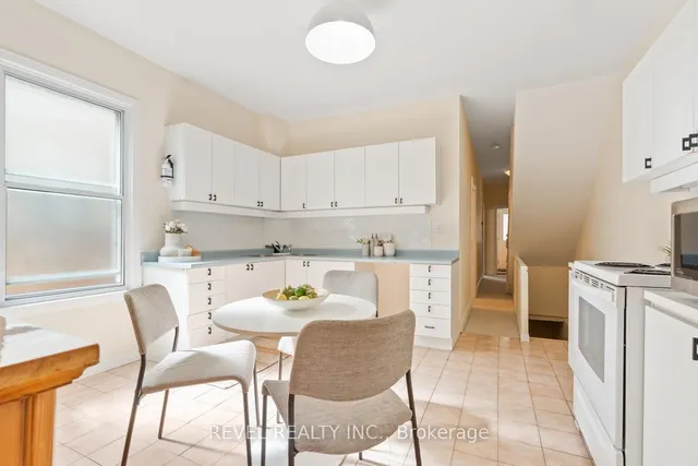 Additional image 7 of 237 Bartlett Ave