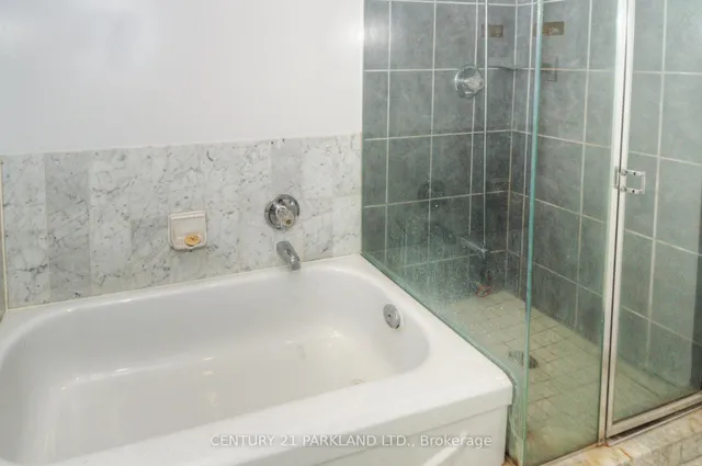 Additional image 22 of 5 Concorde Pl Unit 207