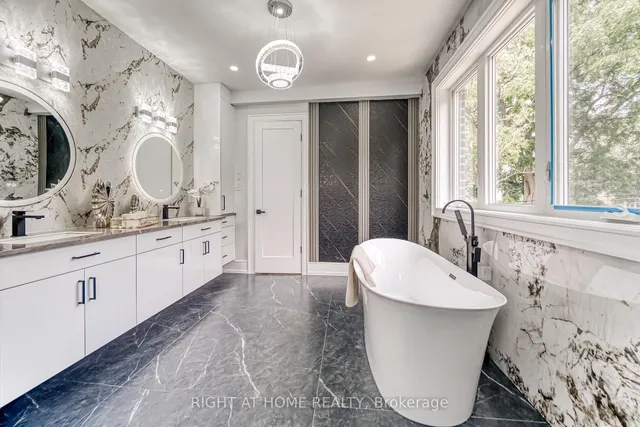 Additional image 26 of 203 Scarboro Cres