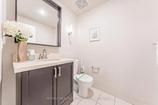 Additional image 23 of 115 Harrison Garden Blvd Unit Th43