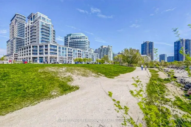 Additional image 3 of 58 Marine Parade Dr Unit 320