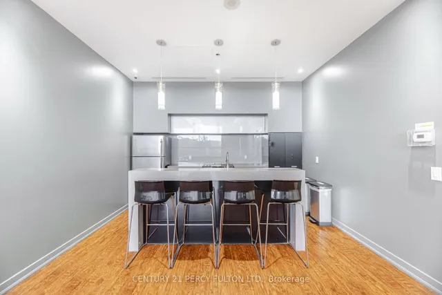 Additional image 32 of 19 Singer Crt Unit 1518