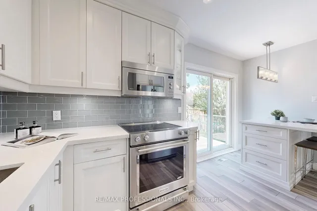 Additional image 20 of 126 Laurel Ave