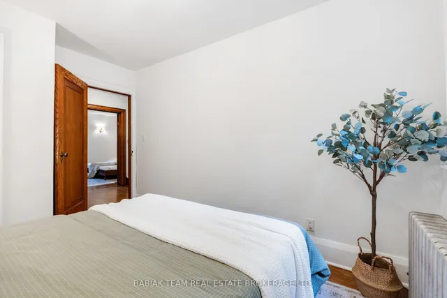 Additional image 17 of 8 Grenadier Ravine Dr