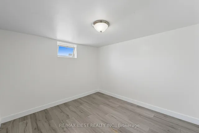 Additional image 34 of 38 Feltham Ave