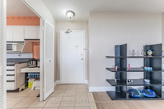 Additional image 8 of 2550 Pharmacy Ave Unit 1212