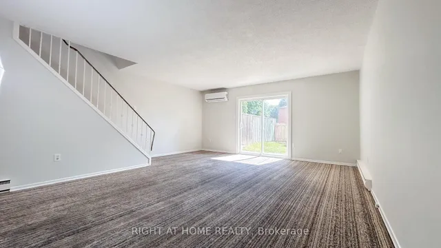 Additional image 14 of 160 Jansen Ave Unit 32