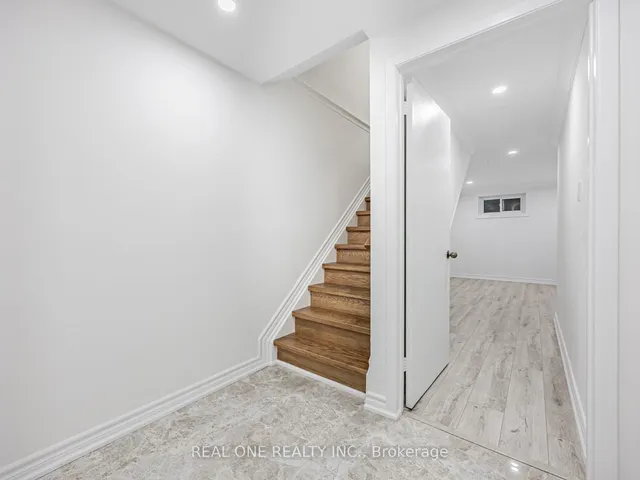 Additional image 24 of 441 Military Tr Unit 66