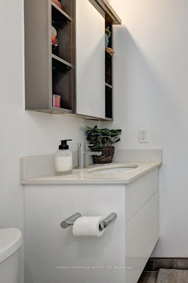 Additional image 27 of 60 Frederick St Unit 1213
