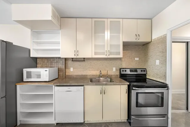 Additional image 8 of 60 Montclair Ave Unit 202
