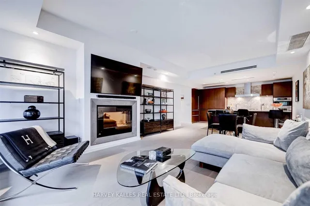 Additional image 19 of 180 University Ave Unit 2508