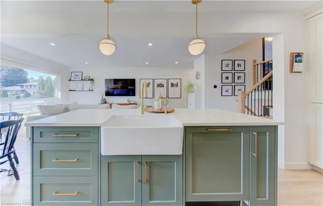 Additional image 14 of 76 Kenwood Dr