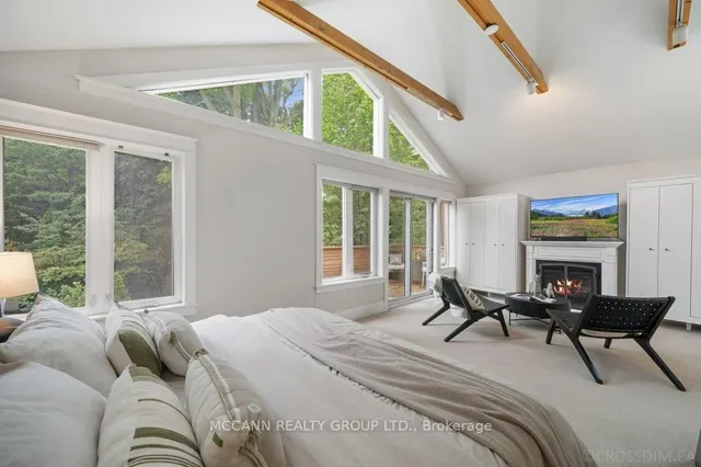 Additional image 27 of 43 Sherwood Ave