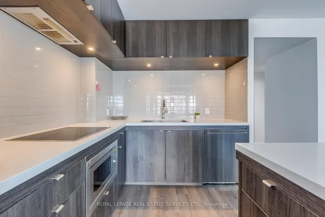 Additional image 10 of 155 Yorkville Ave Unit 2213