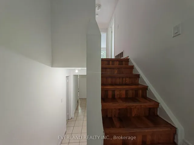 Additional image 11 of 18 Camberley Crt