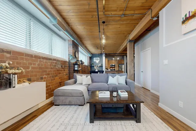 Additional image 10 of 2154 Dundas St Unit 107