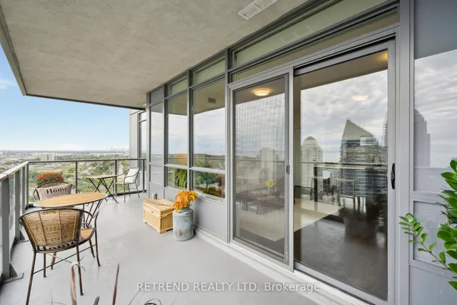 Additional image 25 of 36 Park Lawn Rd Unit 2403