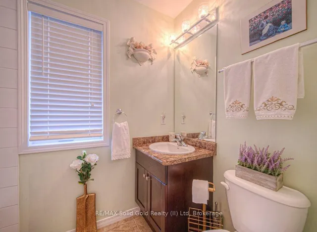 Additional image 7 of 970 Zeller Cres