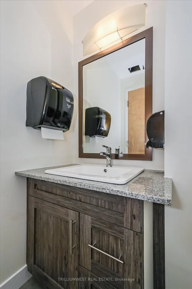 Additional image 30 of 100 Garment St Unit 902