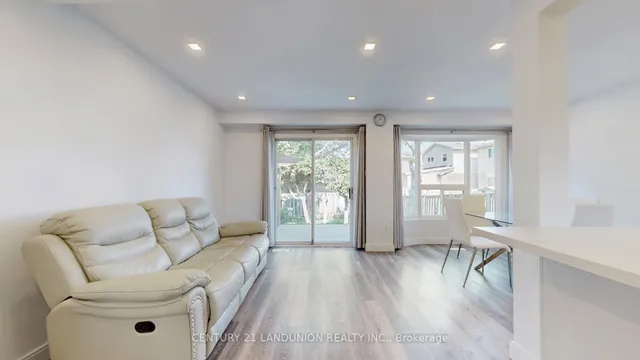 Additional image 12 of 78 Maresfield Dr