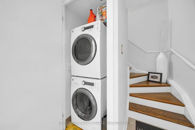 Additional image 13 of 550 Queens Quay Unit 429