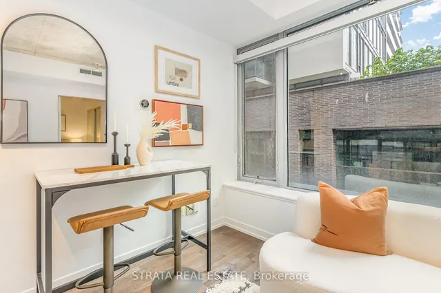 Additional image 4 of 95 Bathurst St Unit 615