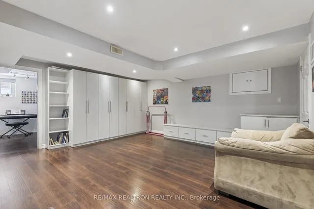 Additional image 32 of 22 Midvale Rd