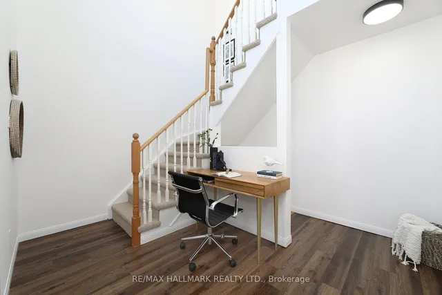 Additional image 28 of 18 Laidlaw St Unit 1005