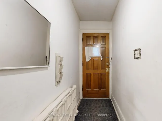Additional image 11 of 449 Christie St