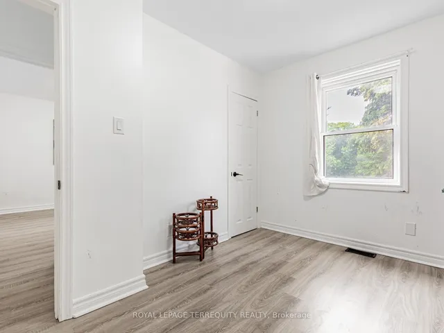 Additional image 26 of 64 Dale Ave